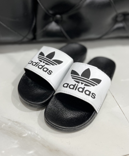 اسلیپر adidas سفید