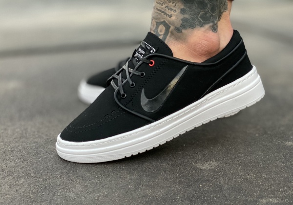 کتونی اسپرت NIKE SB مشکی