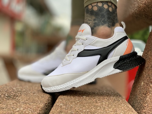 کتونی DIADORA سفید مشکی