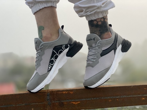 کتونی DIADORA طوسی مشکی