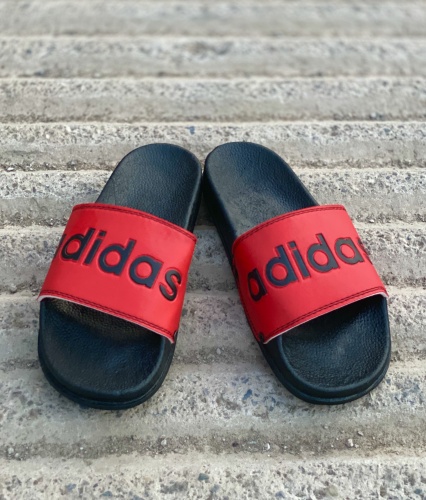 دمپایی Adidas مشکی قرمز