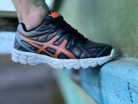 کتونی ASICS مشکی نارنجی کف سفید