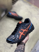 کتونی ASICS مشکی نارنجی کف مشکی