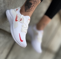 کتونی سایز میانه Nike Air X سفید قرمز