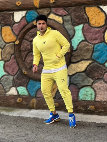 ست هودی و اسلش دو Nike زرد