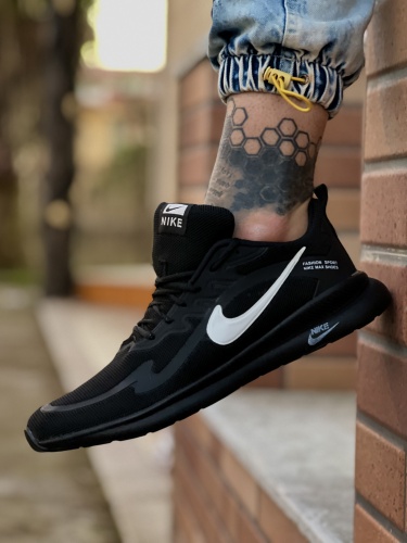 کتونی اسپرت سایز بزرگ Nike Max مشکی سفید کف مشکی