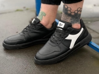 کتونی اسپرت Diadora مشکی سفید