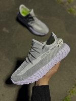 کتونی Adidas YEEZY 350 طوسی روشن