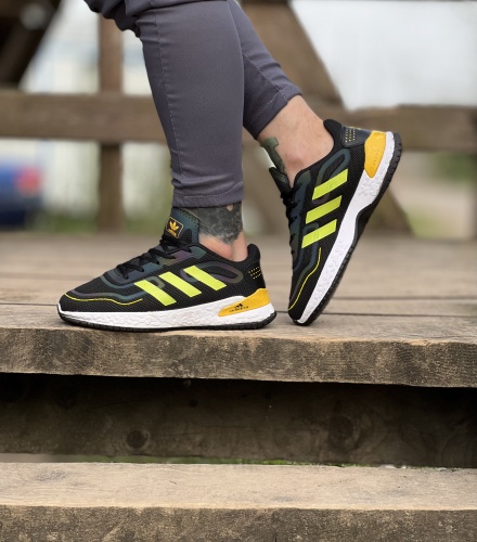 کتونی Adidas طرح Alpha مشکی بغل زرد پشت زرد هفت رنگ