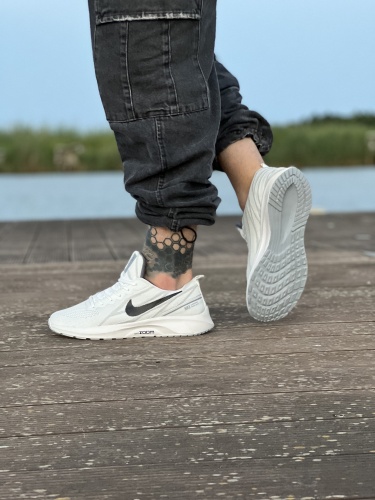 کتونی سایز بزرگ Nike Zoom سفید