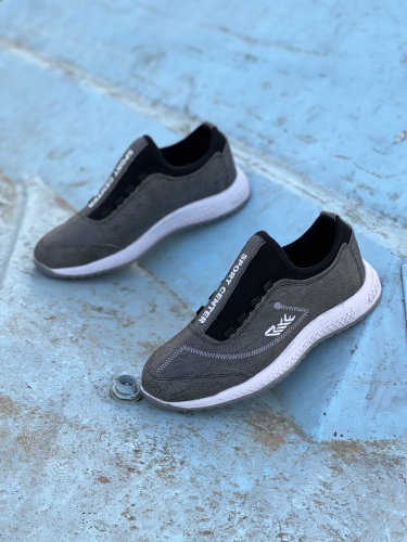 کتونی Clarks تولید ریکه رنگ طوسی