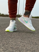 کتونی اسپرت سایز بزرگ Nike Max سفید فیروزه ای