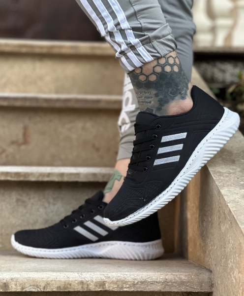 کتونی حراجی ADIDAS مشکی سفید