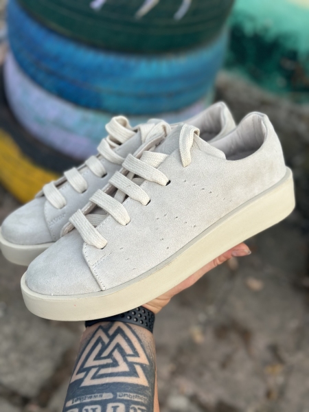 کتونی VANS ADIDAS کرم