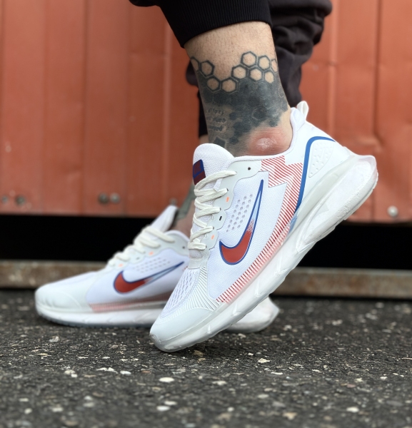 کتونی اسپرت NIKE ZOOM سفید قرمز