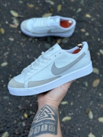 کتونی اسپرت NIKE BLAZER سفید طوسی