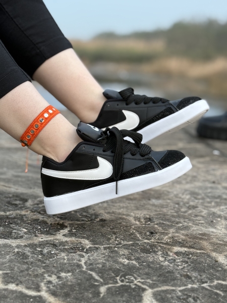 کتونی سایز میانه NIKE BLAZER مشکی سفید